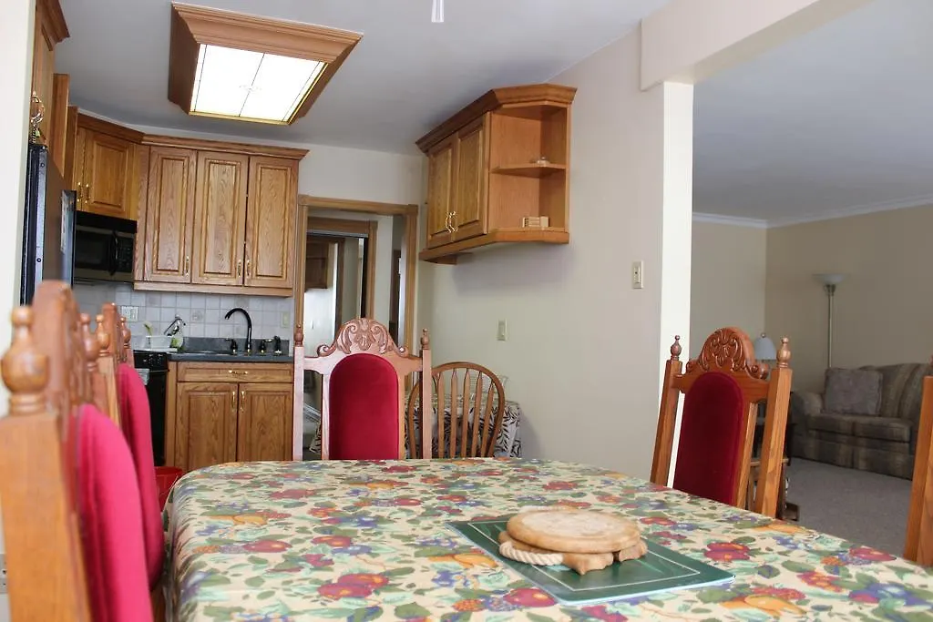 Petryla Estates Furnished Toronto Apartments